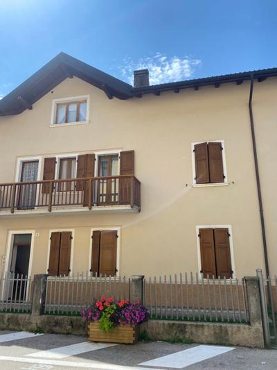 Belle Maison