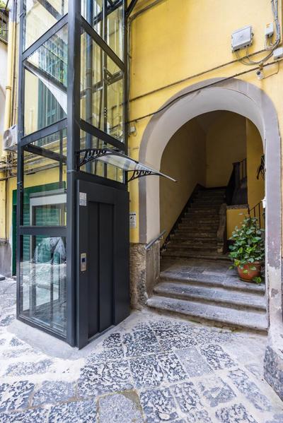 Piazza Miraglia - Apartment by Wonderful Italy