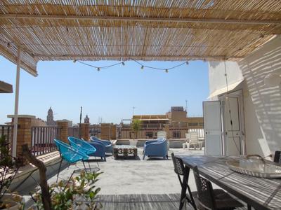 Penthouse Alvarez