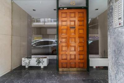 Modern Apart in Pagrati- Athens