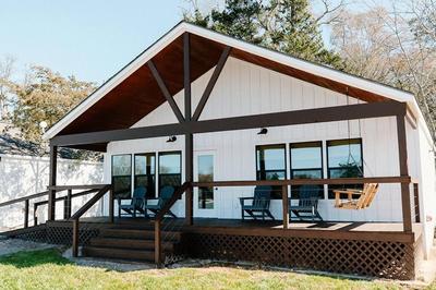 Amazing 2 BR Near Round Top - Sleeps 6