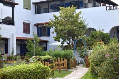 Island Apartment in Mykoniatika