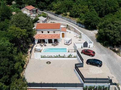 Casa di Nika - charming stone villa