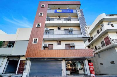 FabHotel The Royal - Nr Guru Govind Singh University