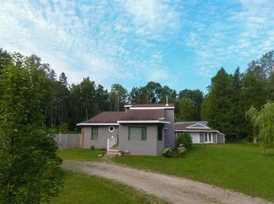 Serene Sol Retreat by the Shores of Lake Huron