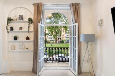 Regent's Square Charming Flat