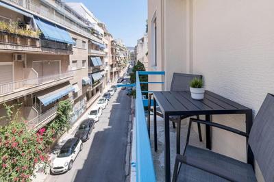 Lycabettus Modern Retreat by UPSTREET