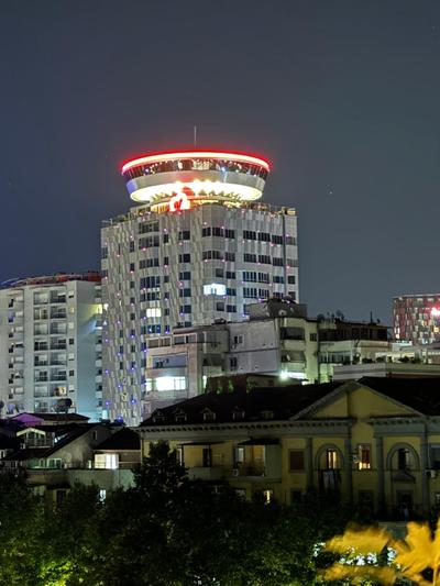 Bejart Apartment 8