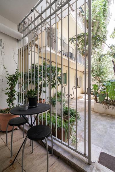 The 'it' Pagrati Hideout