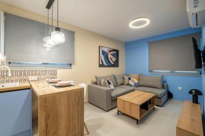 Multi-Unit Apartment Piraeus - For Large Groups