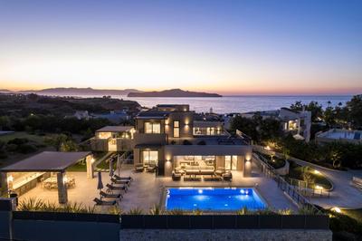 Imperium Luxury Villas-Sauna, Jacuzzi, Heated Pool & Gym-Chania