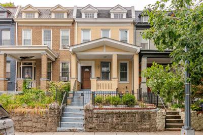 Stylish 5BR DC Retreat Backyard Free Parking