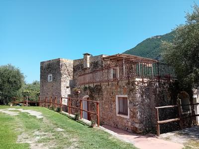 Agriturismo LE CASE ROTTE