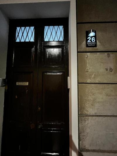 Goodbye Moon Apartment