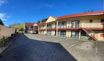 Rayland Epsom Motel