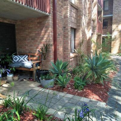 All the comforts by the lake