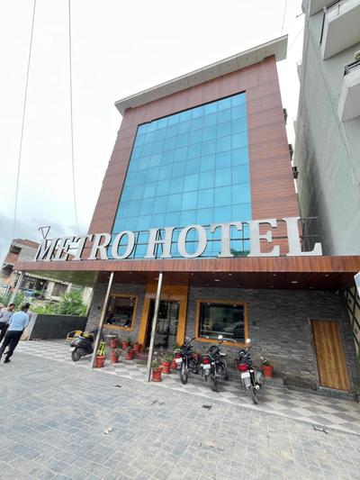 METRO HOTEL Nathdwara , 500mtr 10min walking from shreenathji temple