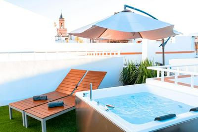 Ático Duplex Centro con Jacuzzi y Terraza Privada