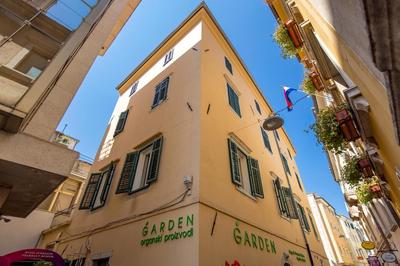 Apartment J'adore by Rent Istria