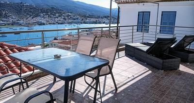 Traditional house with sea view ''MYLOS''