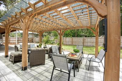 The Canopy on 10th - Game Room , Pets , Pergola