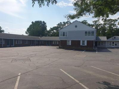 Town & Country Inn