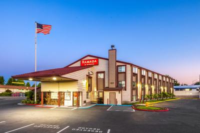 Ramada by Wyndham Medford Airport North, Bild 2