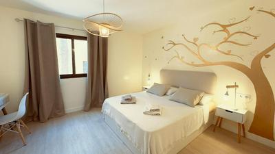 Golden Dream, Swimming Pool and parking