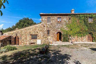 Nociarella - Podere Casolare nel cuore della Toscana