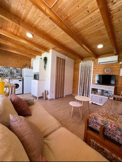 Casita de madera Azul