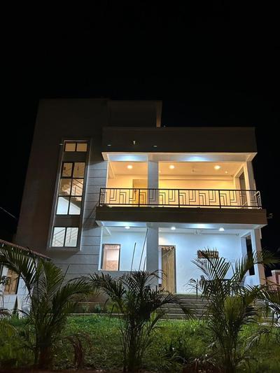 Sea & Mountain View Resort