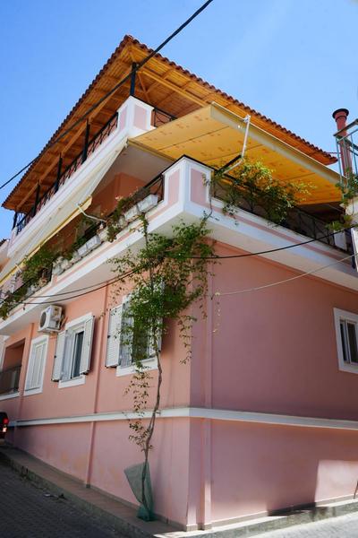 Nafplio Vacation Home, two levels of comfort with beautiful large private terrace and breathtaking views of the Palamidi Castle Fortress