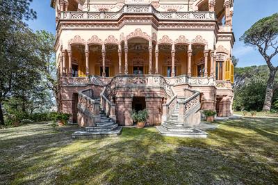 Villa Flora Apt 2 by PortofinoHomes