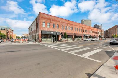 The Urban Oasis - 2 BR - Great Location