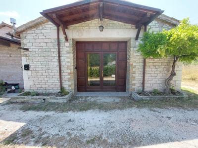 L'officina di Leo - Casale con giardino