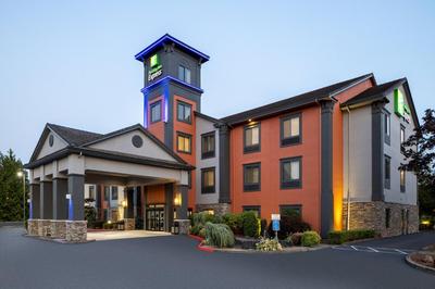 Holiday Inn Express Vancouver North by IHG