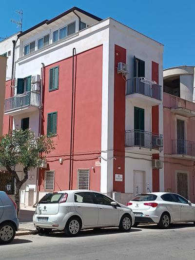 Flamingo Rooms