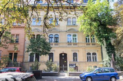 Szondi74 Central