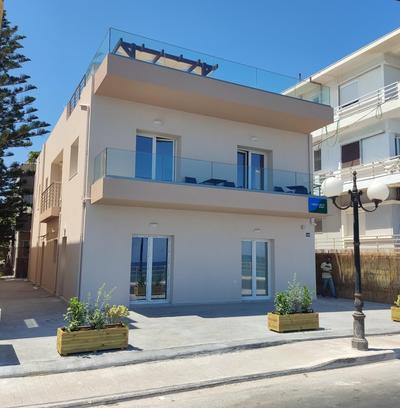 GREEN n' BLUE apartments