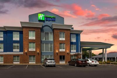 Holiday Inn Express White House by IHG