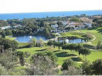 Luxury Frontline Golf and Sea Views