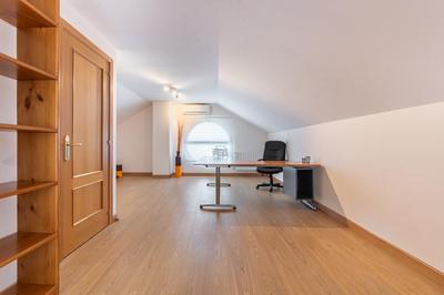 Charming Home with Pool and Garden, Just Outside Madrid