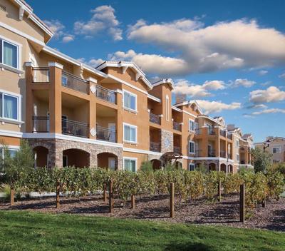 Beautiful Hotel in Vino Bello Resort - 1BD