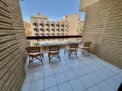 Gaddis Hotel, Suites and Apartments