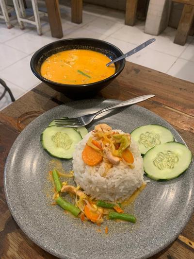 Gili Davidoff Skyline