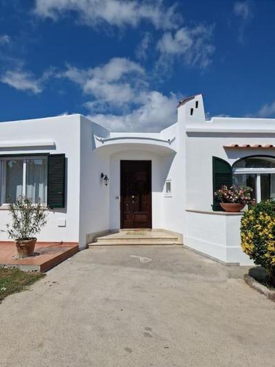 Villa Maddalena Ischia con giardino parcheggio piscina per 6 pers