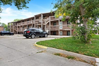 Steps from Aggieville - Fun Manhattan Stay