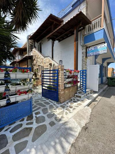 La Scala family apartments