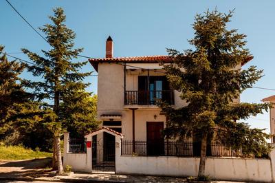 Ilia house
