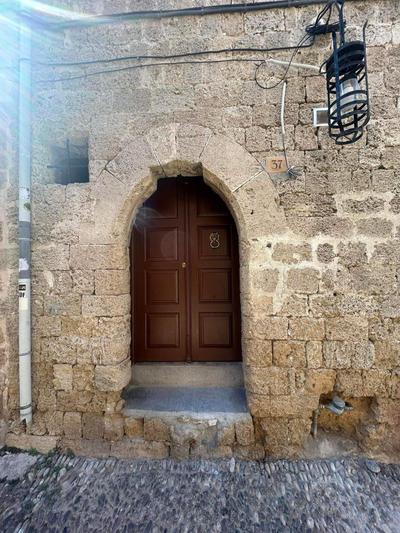 Zoe House-Old Town